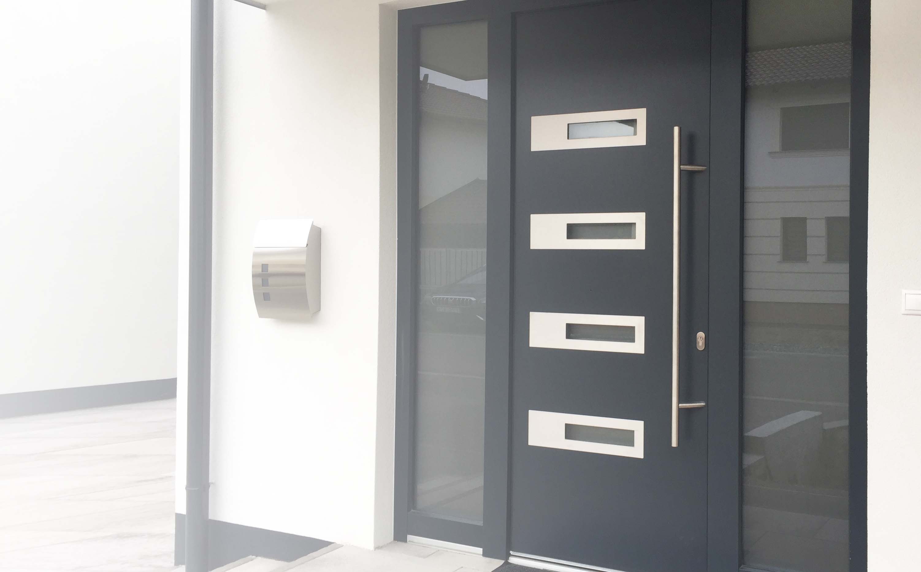 Bejárati ajtó panelek